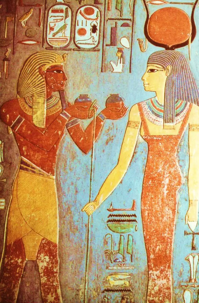 Aprende todo sobre Hathor una diosa egipcia su historia y mucho más