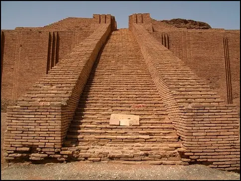Templos Sumerios, lo que no sabías sobre estos míticos lugares